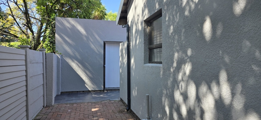 4 Bedroom Property for Sale in Garsfontein Gauteng
