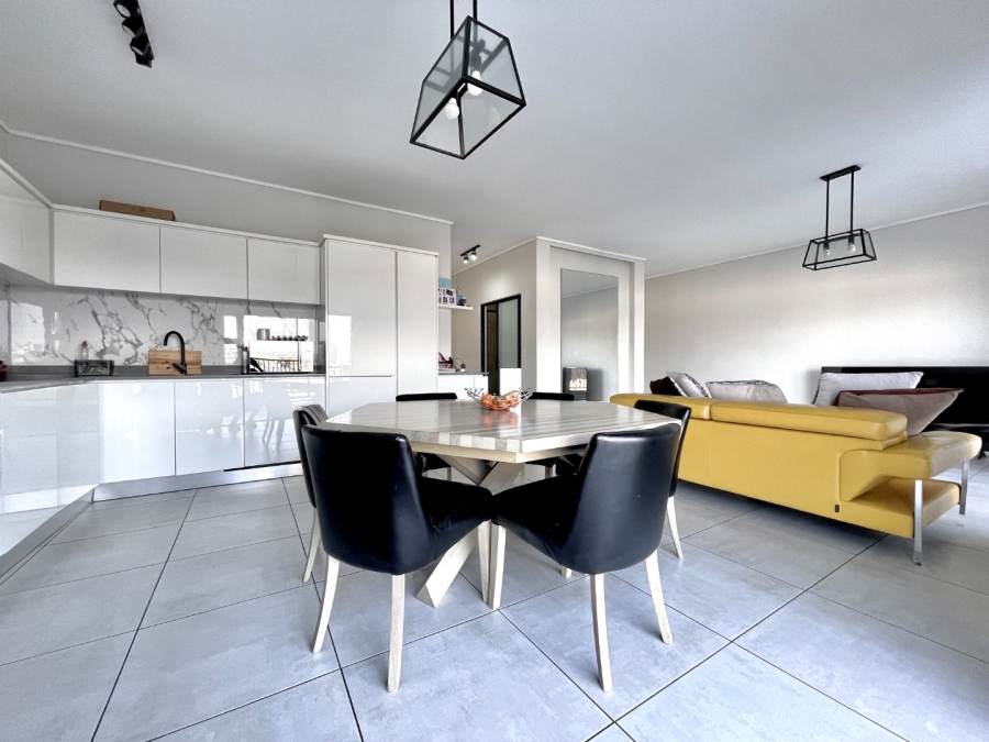 To Let 2 Bedroom Property for Rent in The Polofields Gauteng