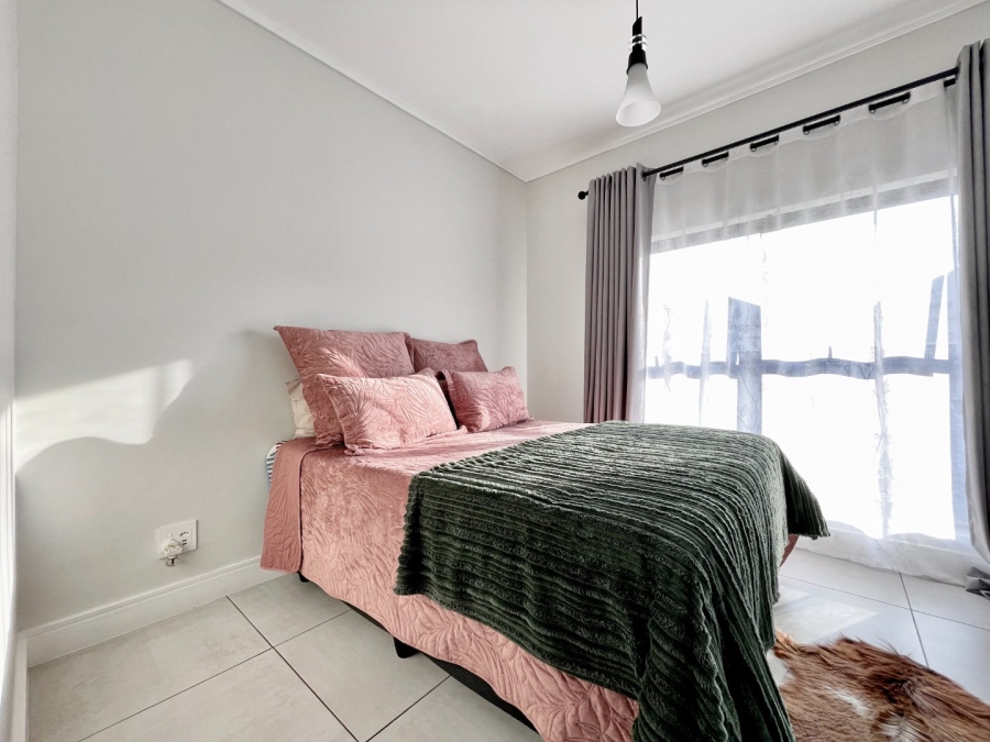 To Let 2 Bedroom Property for Rent in The Polofields Gauteng