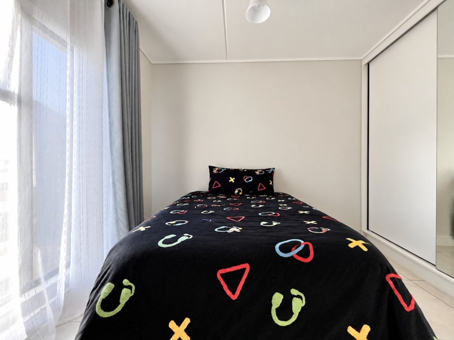 To Let 2 Bedroom Property for Rent in The Polofields Gauteng