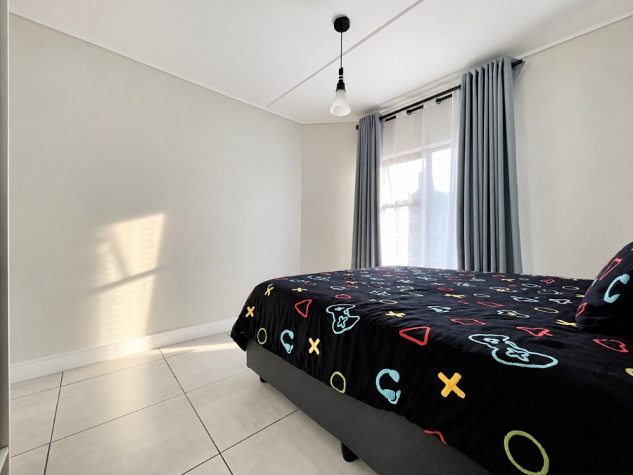 To Let 2 Bedroom Property for Rent in The Polofields Gauteng