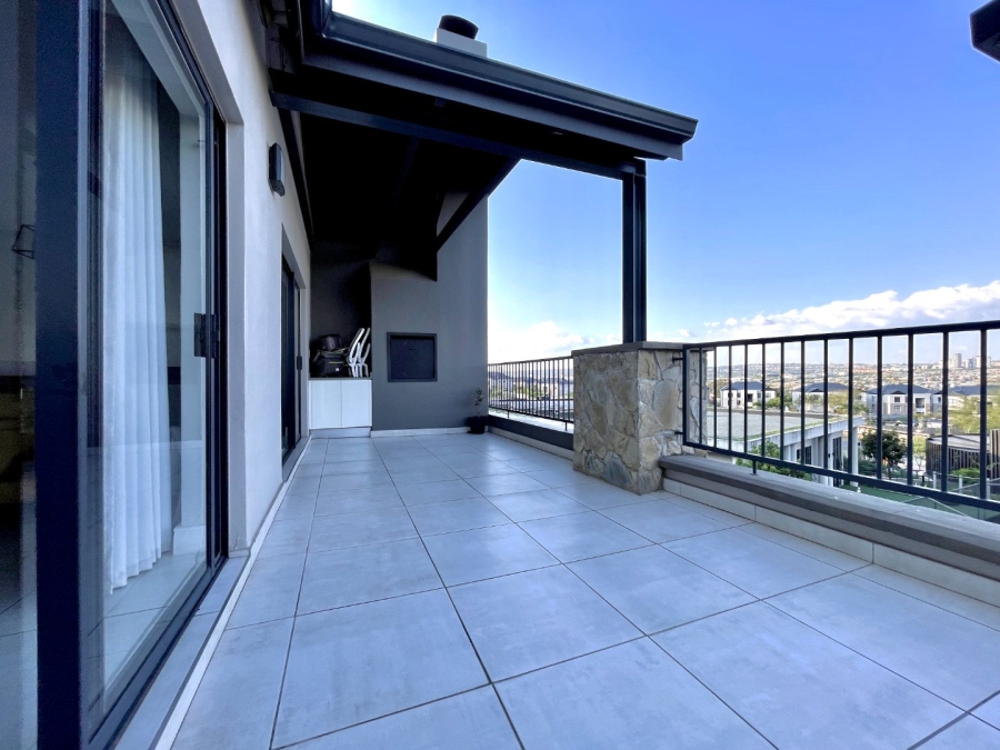 To Let 2 Bedroom Property for Rent in The Polofields Gauteng