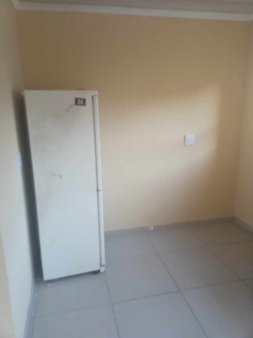 2 Bedroom Property for Sale in Rosslyn Gauteng