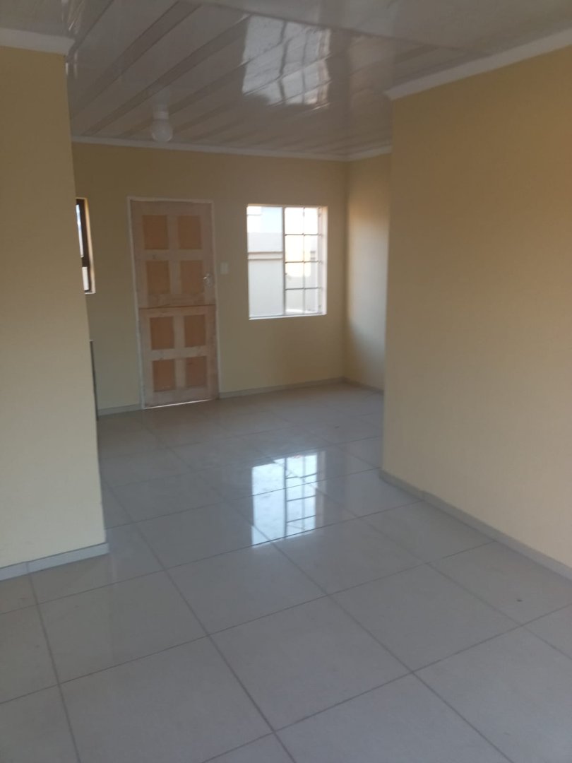 2 Bedroom Property for Sale in Rosslyn Gauteng