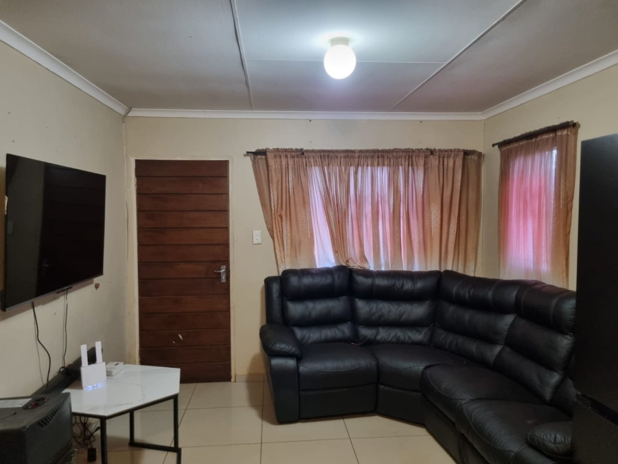 3 Bedroom Property for Sale in Windmill Park Gauteng