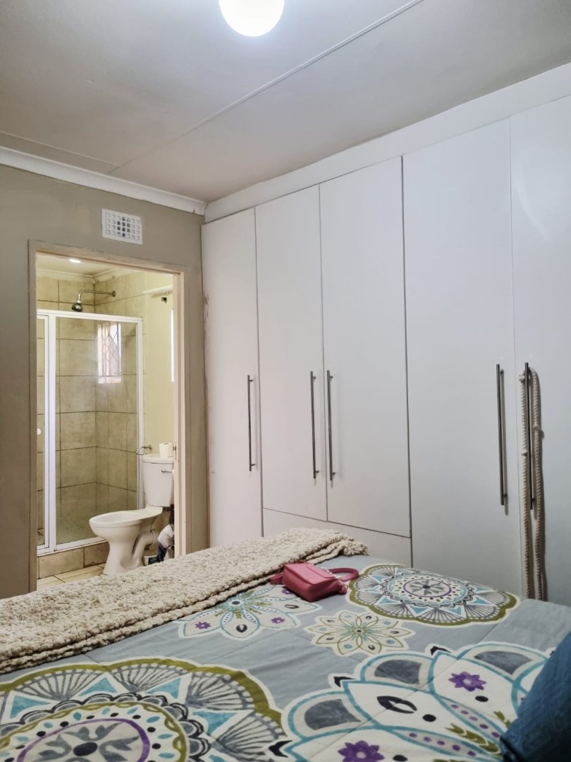 3 Bedroom Property for Sale in Windmill Park Gauteng