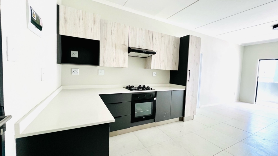 To Let  Bedroom Property for Rent in Carlswald Gauteng