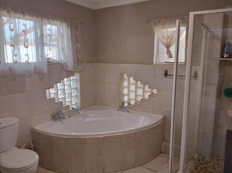 3 Bedroom Property for Sale in Primrose Gauteng