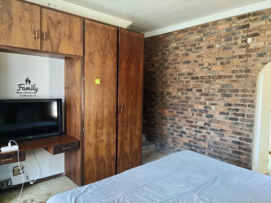 4 Bedroom Property for Sale in Theresa Park Gauteng