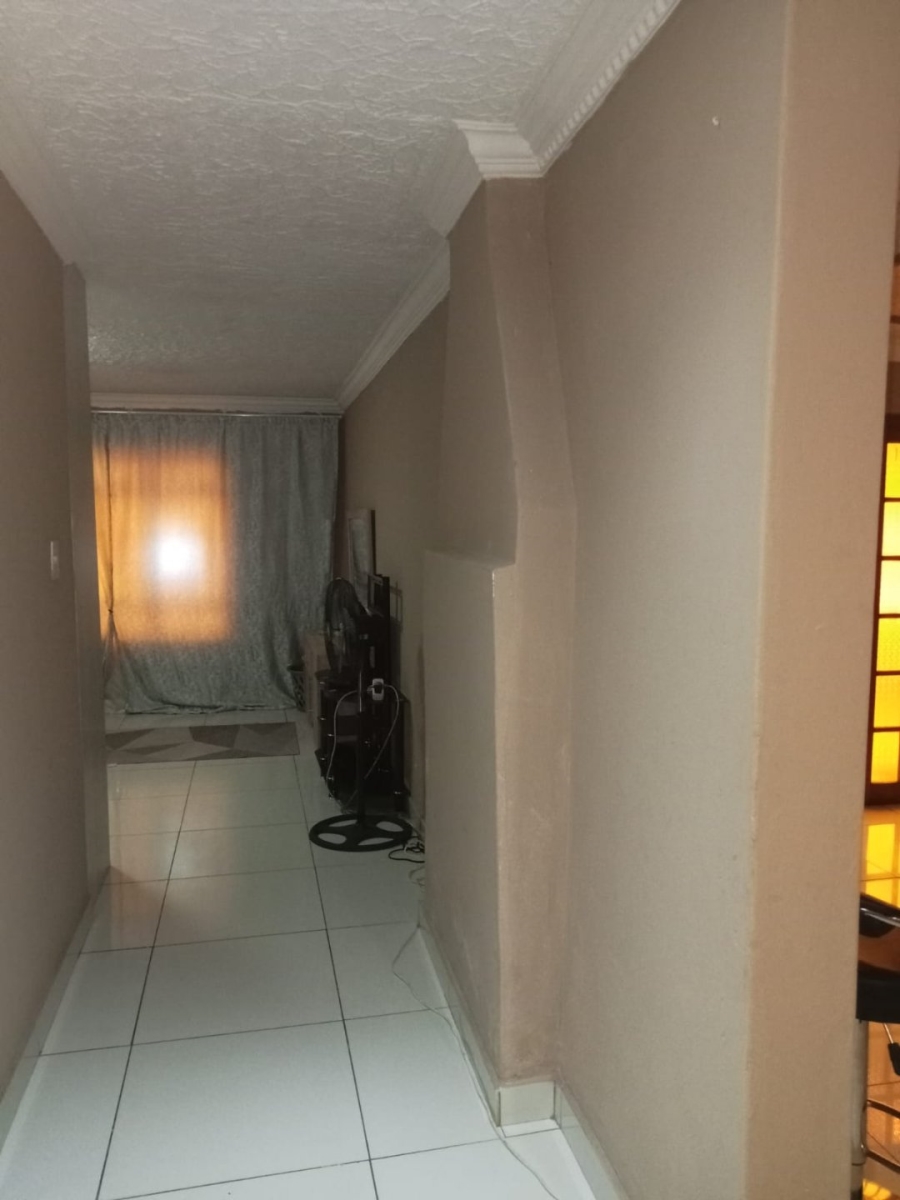 4 Bedroom Property for Sale in Soshanguve HH Gauteng