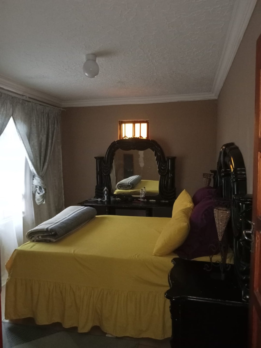 4 Bedroom Property for Sale in Soshanguve HH Gauteng