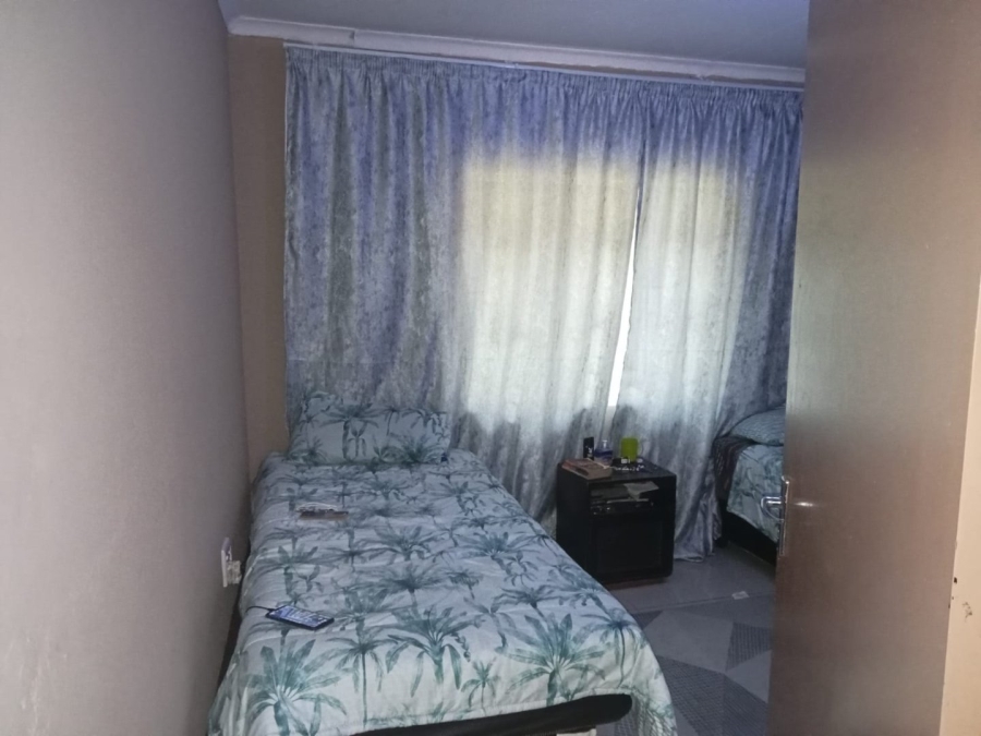 4 Bedroom Property for Sale in Soshanguve HH Gauteng