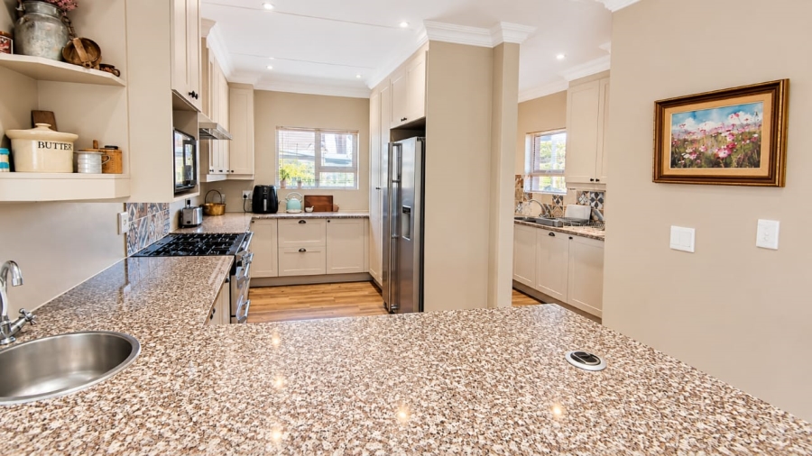 4 Bedroom Property for Sale in Eldo Ridge Estate Gauteng