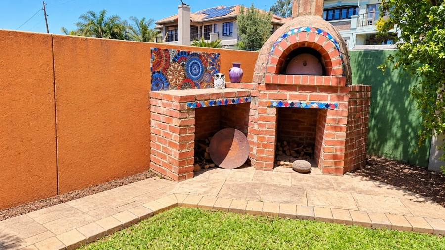 4 Bedroom Property for Sale in Eldo Ridge Estate Gauteng
