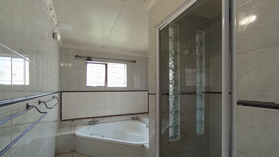 3 Bedroom Property for Sale in Brixton Gauteng