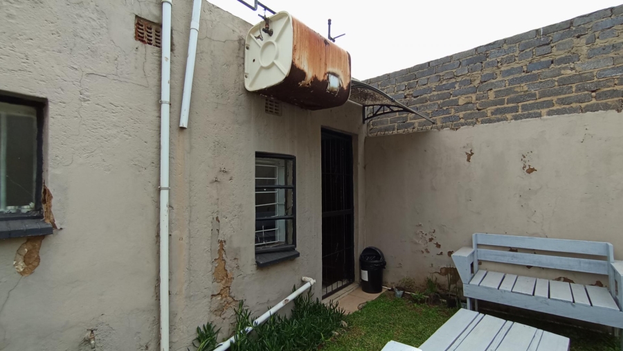 3 Bedroom Property for Sale in Brixton Gauteng