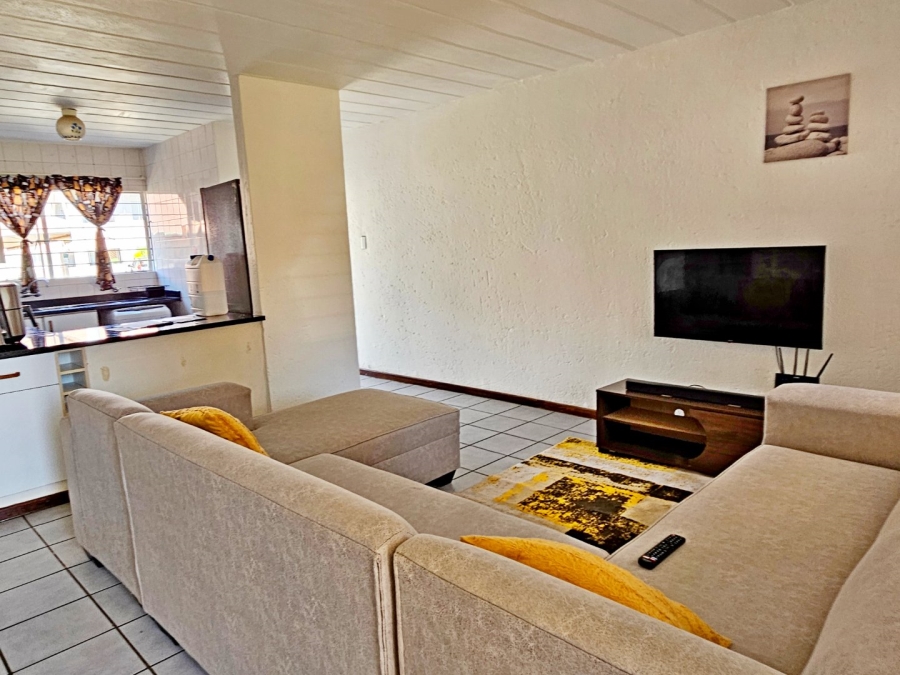 2 Bedroom Property for Sale in Glen Marais Gauteng