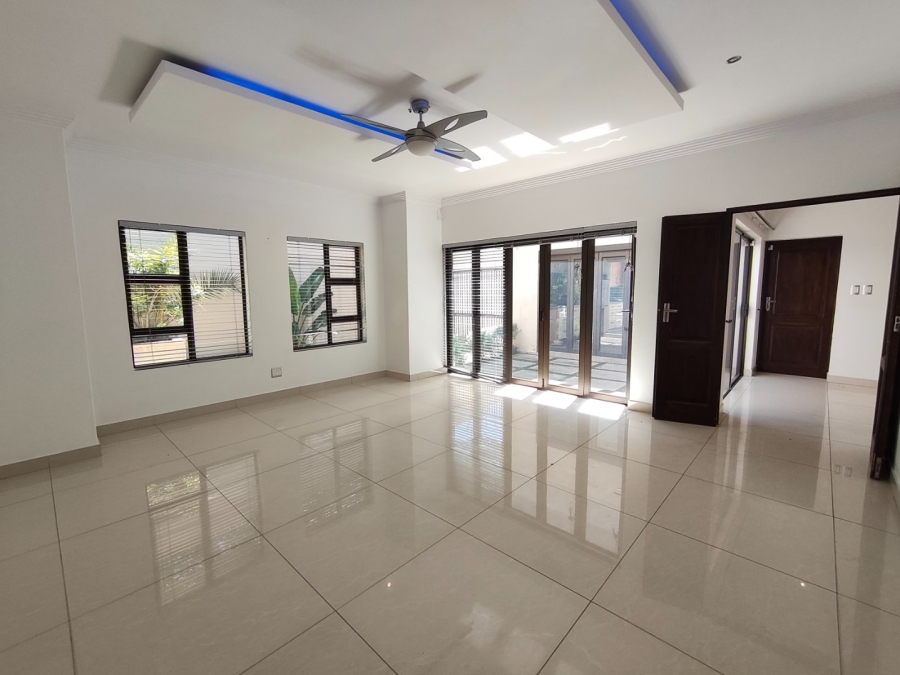 To Let 4 Bedroom Property for Rent in Bryanston Gauteng