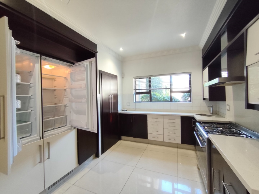 To Let 4 Bedroom Property for Rent in Bryanston Gauteng