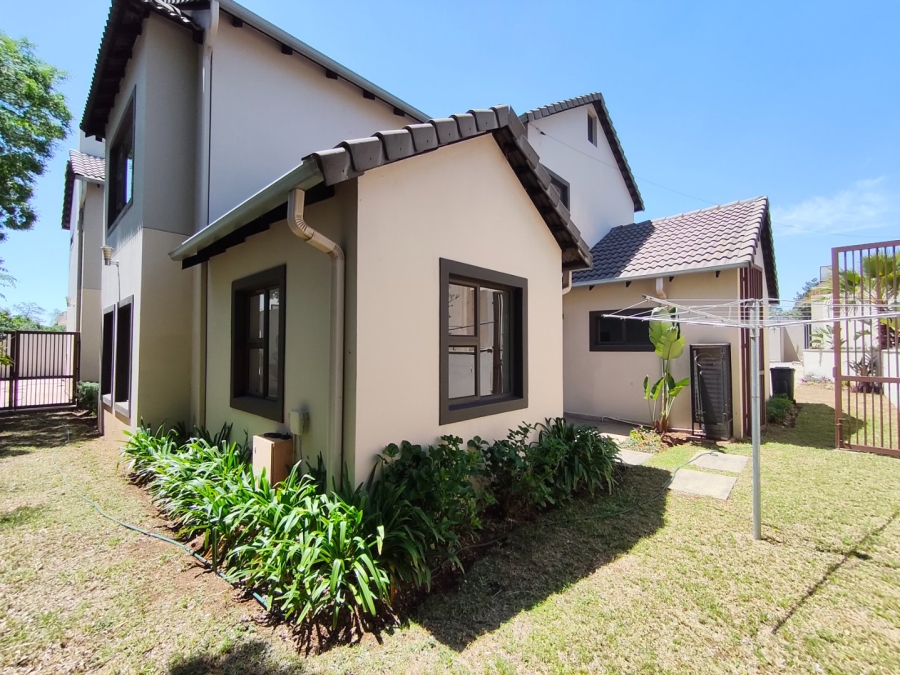 To Let 4 Bedroom Property for Rent in Bryanston Gauteng