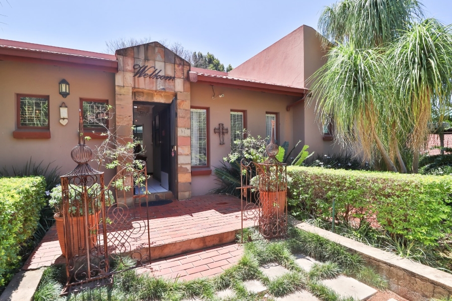 7 Bedroom Property for Sale in Ninapark Gauteng