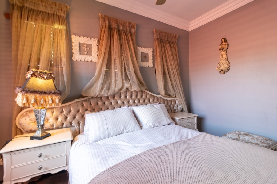 7 Bedroom Property for Sale in Ninapark Gauteng