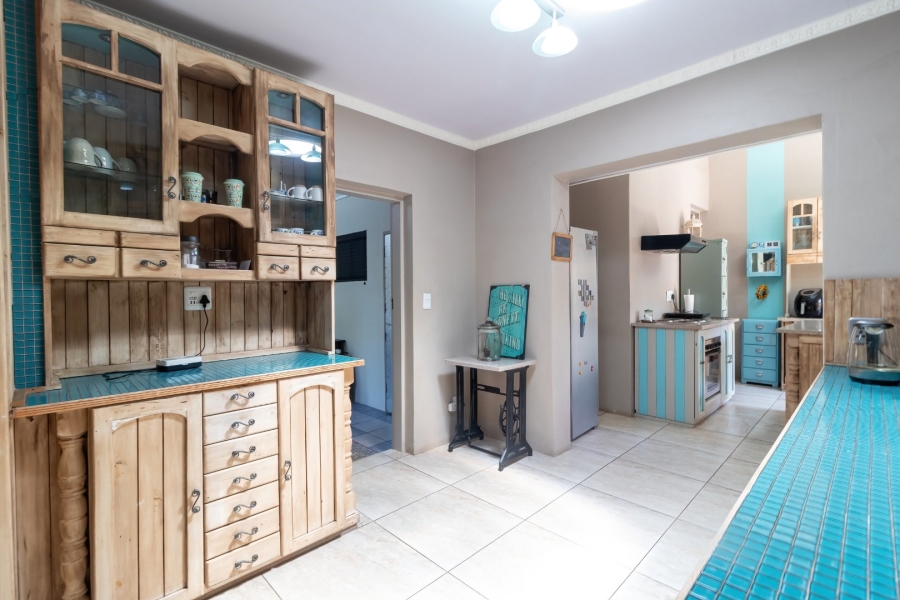 7 Bedroom Property for Sale in Ninapark Gauteng