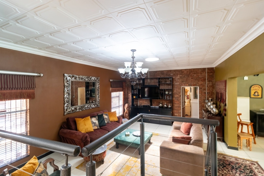 7 Bedroom Property for Sale in Ninapark Gauteng