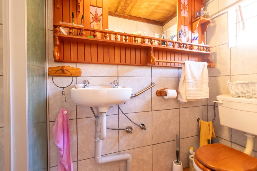 7 Bedroom Property for Sale in Ninapark Gauteng