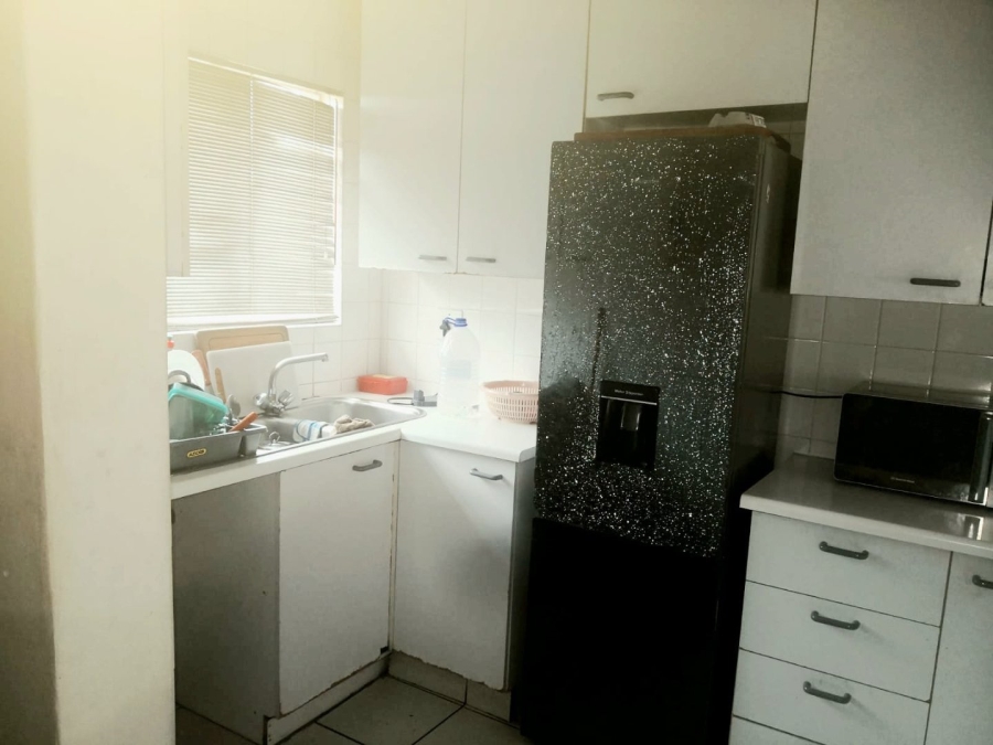 2 Bedroom Property for Sale in Buccleuch Gauteng