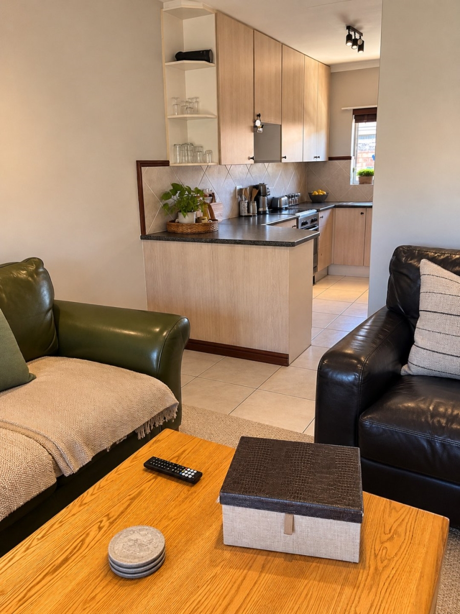 To Let 2 Bedroom Property for Rent in Equestria Gauteng