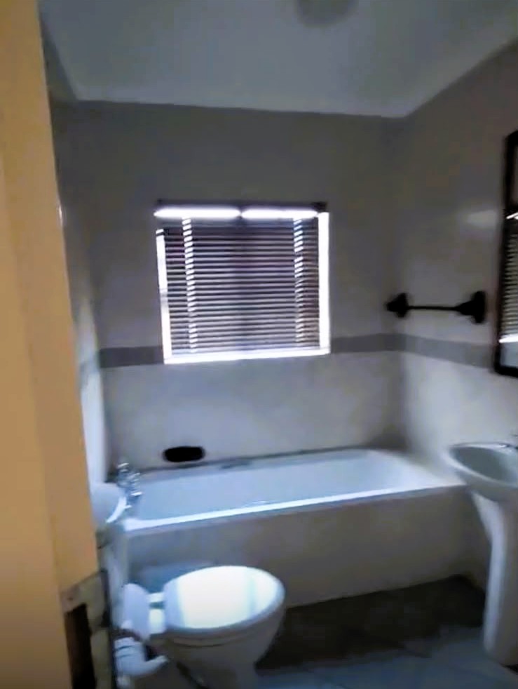 To Let 2 Bedroom Property for Rent in Equestria Gauteng