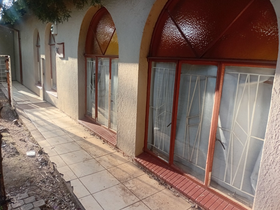  Bedroom Property for Sale in Jan Niemand Park Gauteng