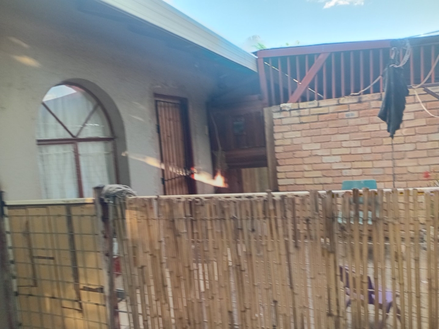  Bedroom Property for Sale in Jan Niemand Park Gauteng