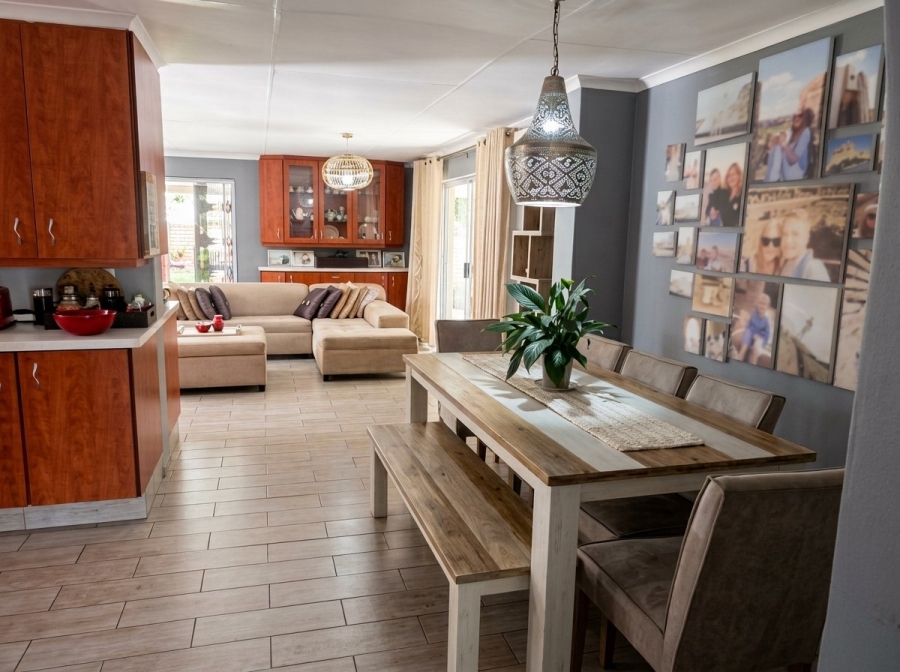 3 Bedroom Property for Sale in Glen Marais Gauteng
