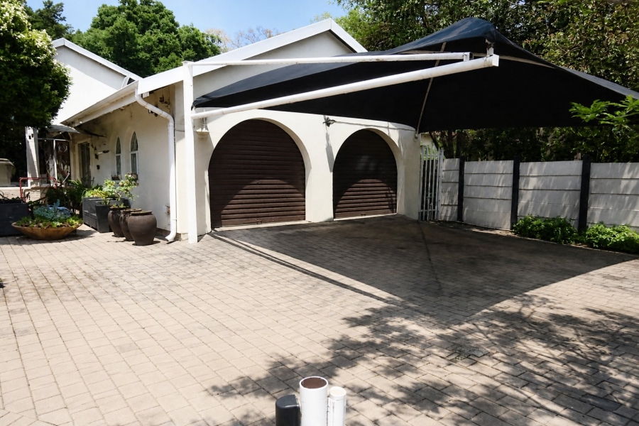 3 Bedroom Property for Sale in Glen Marais Gauteng