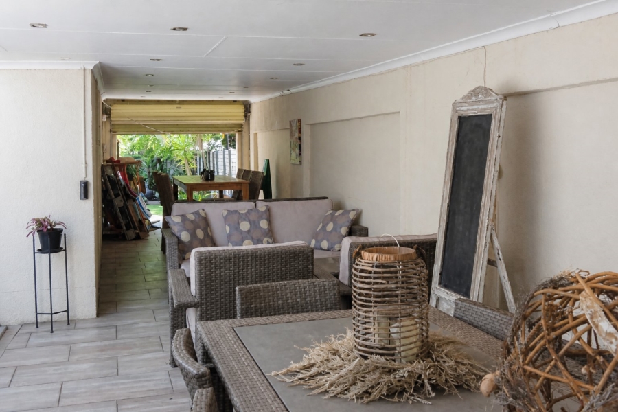 3 Bedroom Property for Sale in Glen Marais Gauteng