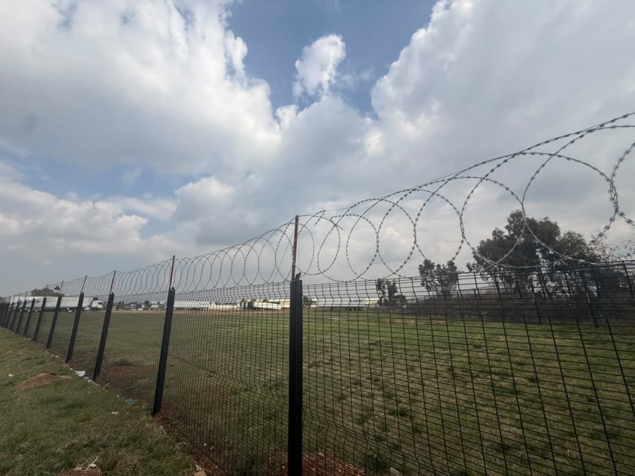Commercial Property for Sale in Gosforth Park Gauteng