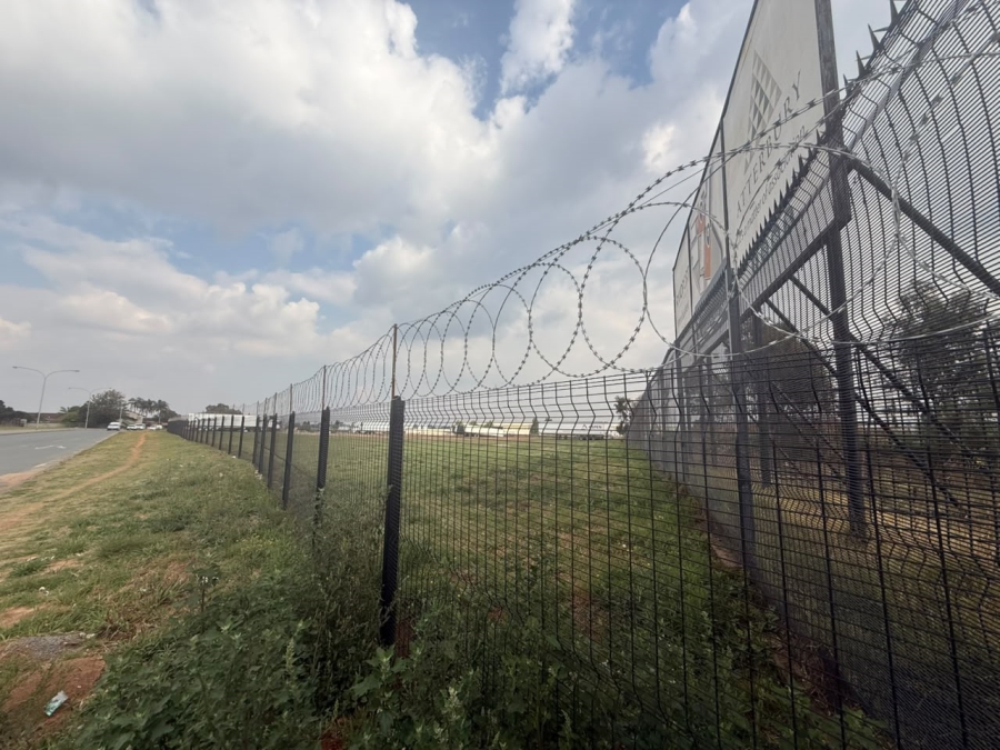 Commercial Property for Sale in Gosforth Park Gauteng