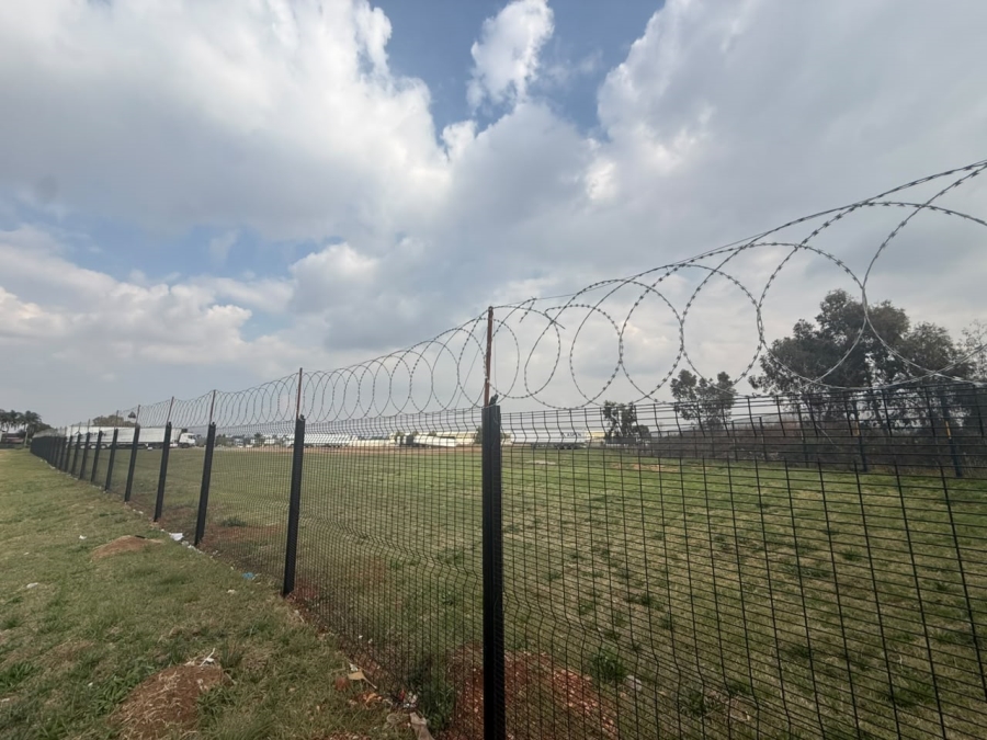 Commercial Property for Sale in Gosforth Park Gauteng