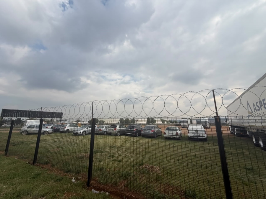 Commercial Property for Sale in Gosforth Park Gauteng