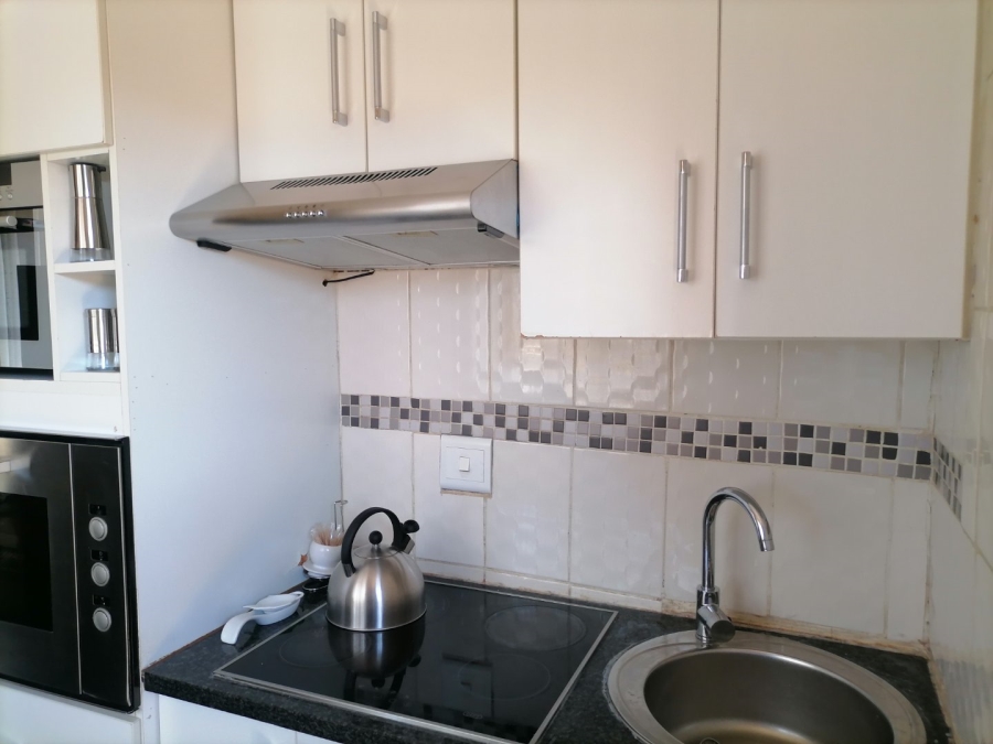 2 Bedroom Property for Sale in Protea Glen Gauteng