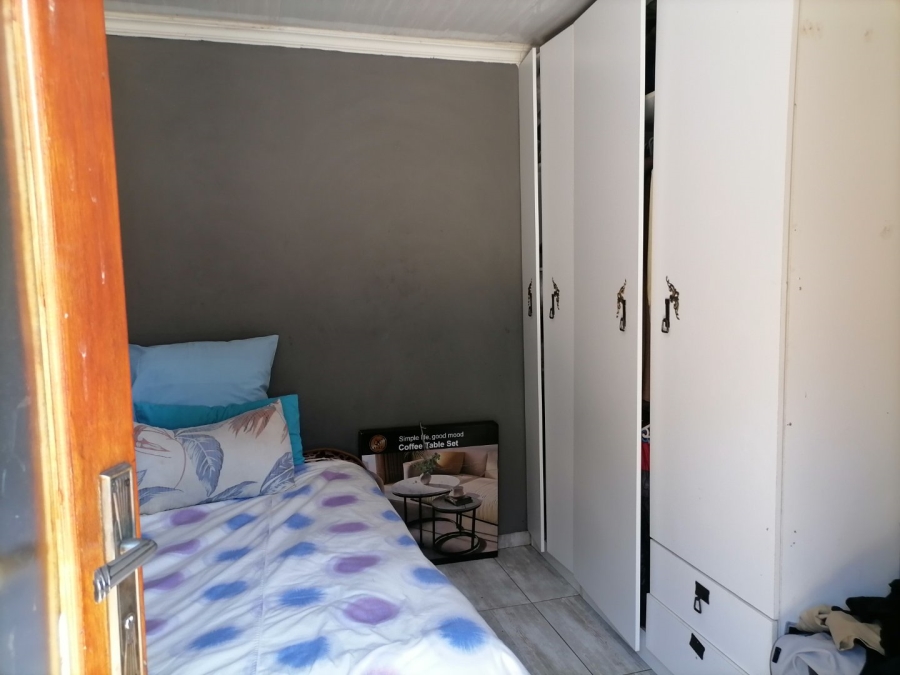 2 Bedroom Property for Sale in Protea Glen Gauteng