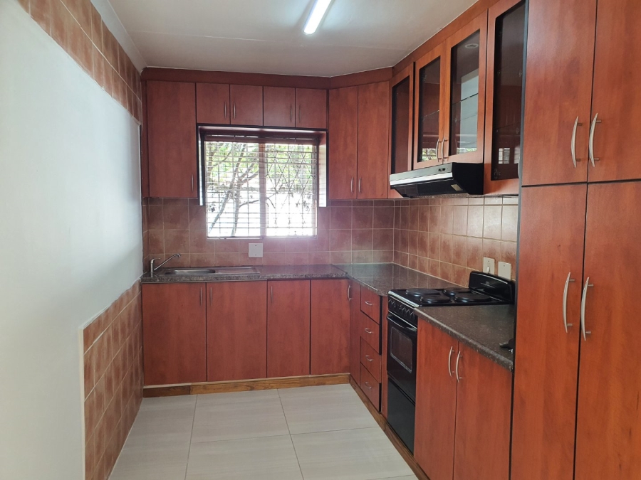 4 Bedroom Property for Sale in Bloubosrand Gauteng