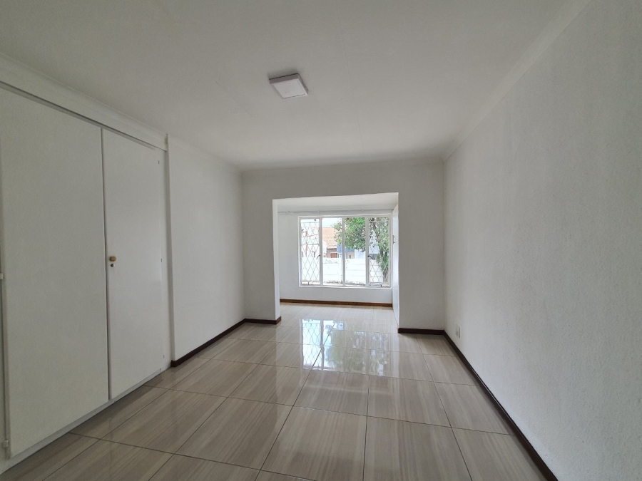 4 Bedroom Property for Sale in Bloubosrand Gauteng