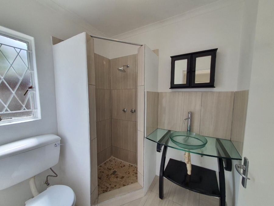 4 Bedroom Property for Sale in Bloubosrand Gauteng
