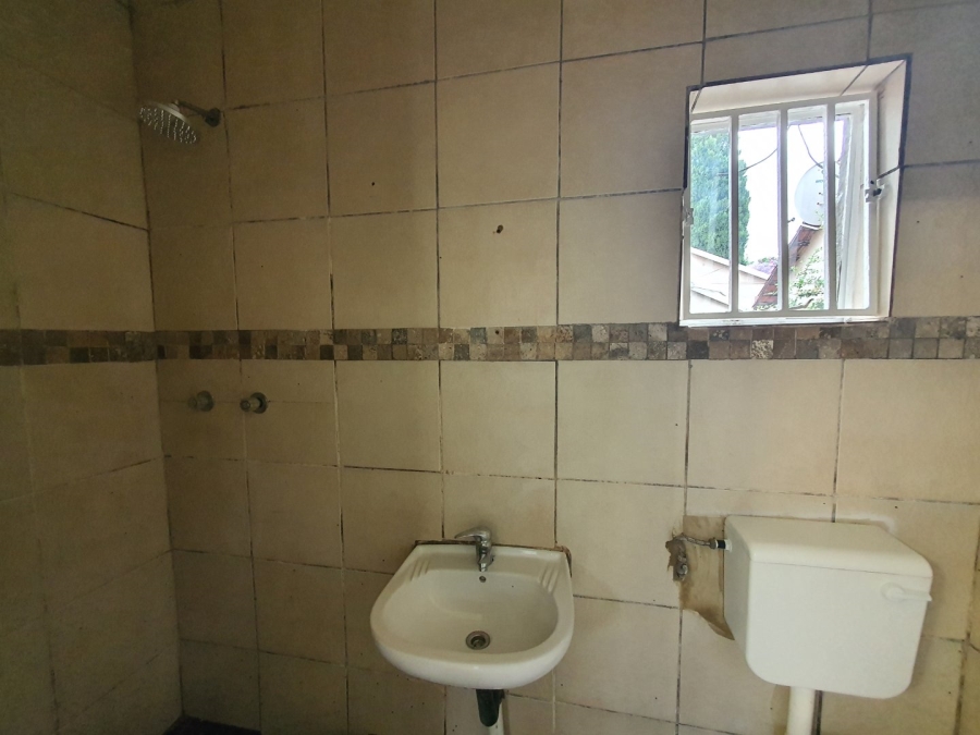 4 Bedroom Property for Sale in Bloubosrand Gauteng