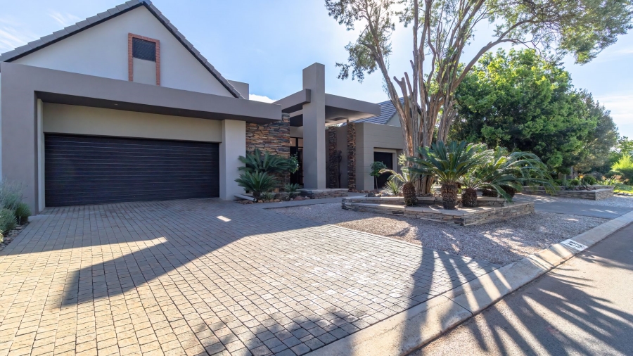 4 Bedroom Property for Sale in Serengeti Lifestyle Estate Gauteng