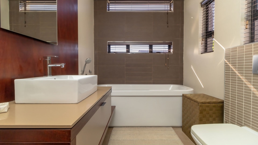 4 Bedroom Property for Sale in Serengeti Lifestyle Estate Gauteng