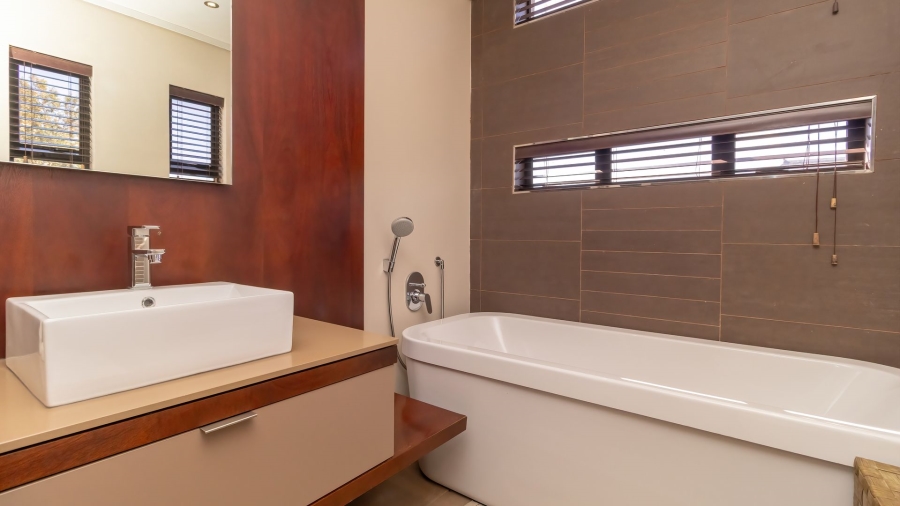 4 Bedroom Property for Sale in Serengeti Lifestyle Estate Gauteng